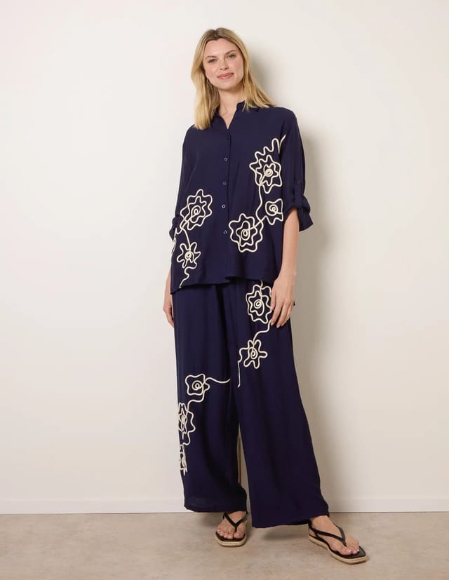 Blue Vanilla Floral Embroidery Shirt - 2