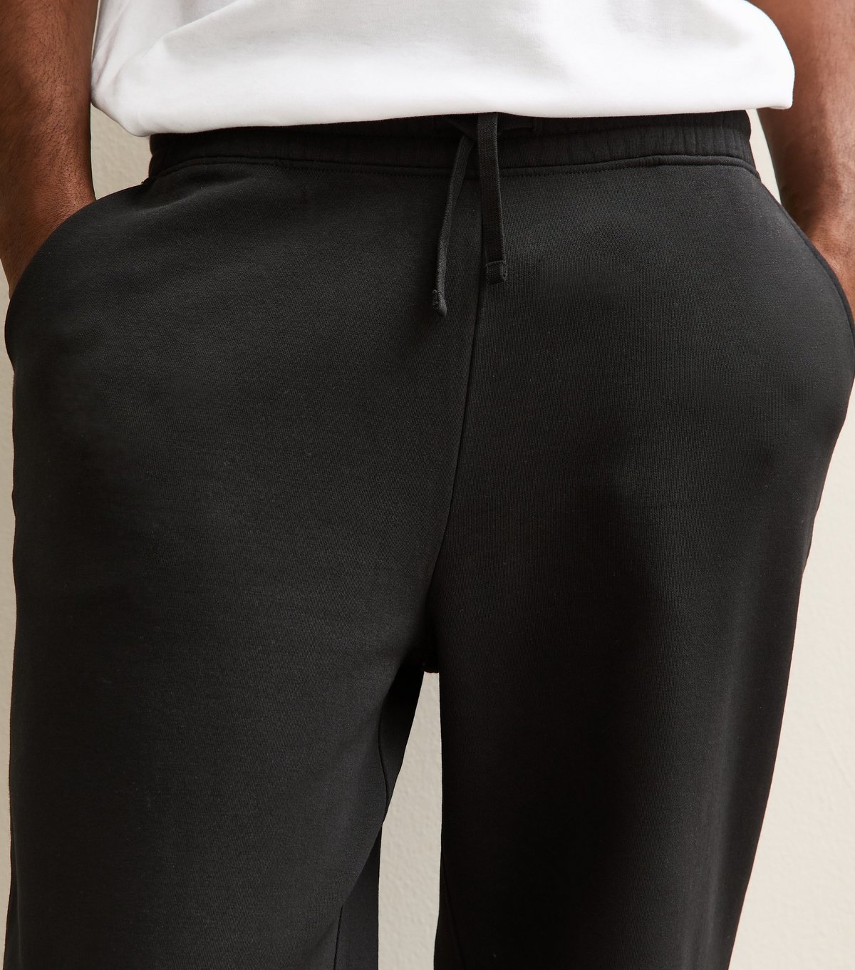 New Look Men's Black Oversized Cuffed Ankle Joggers New Look - 3