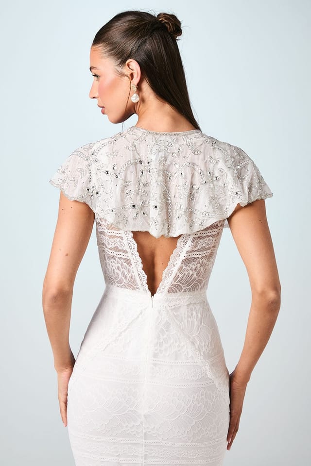 Coast Coast Women's Encrusted Gem Bridal Cape in Ivory - 3