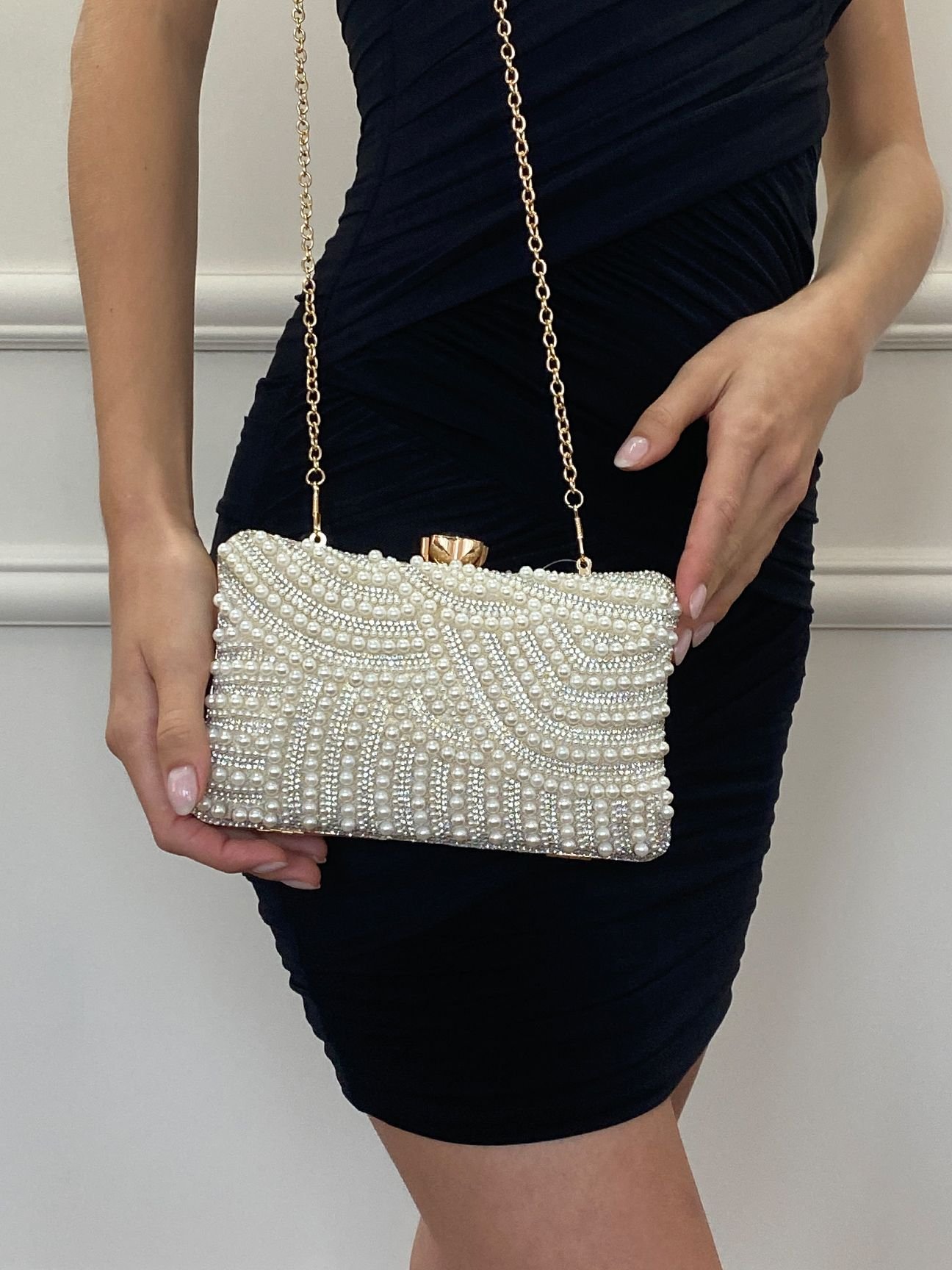 SVNX SVNX Women's Luxurious Gold Pearl Embellished Clutch Bag - 4