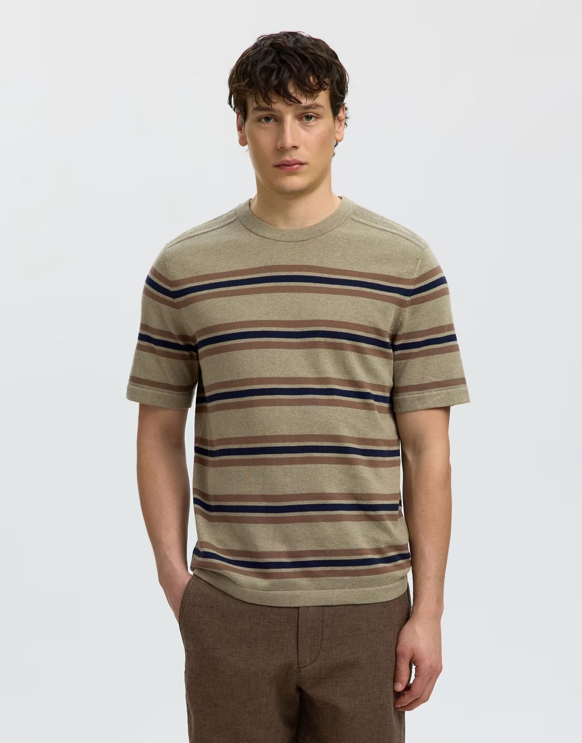 ASOS Selected Knitted top in vetiver 1
