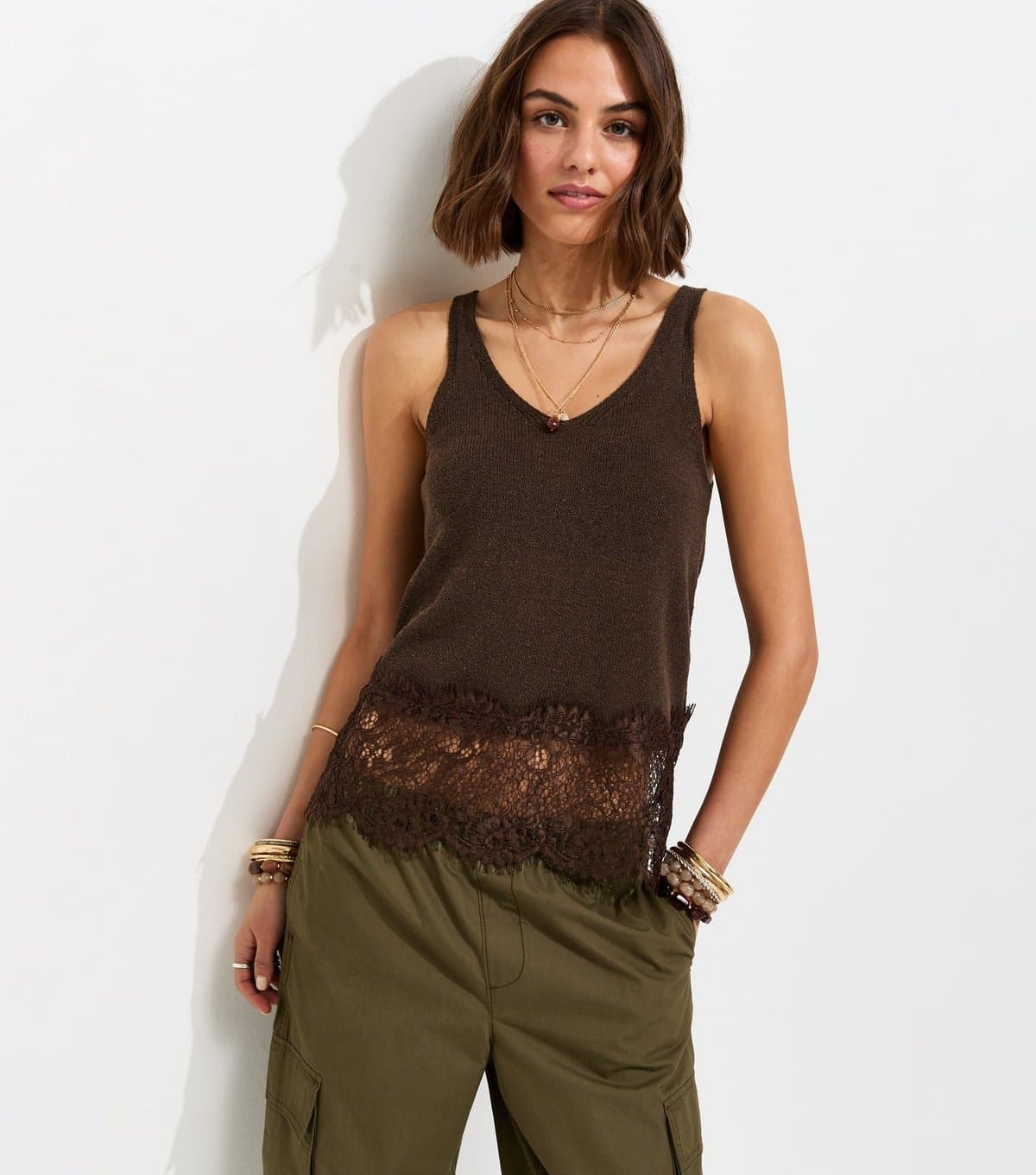 New Look Women's Brown Lace Trim V-Neck Vest New Look