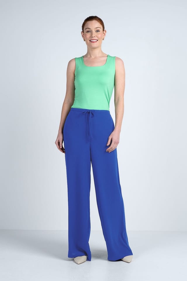 Kettlewell Kettlewell Women's Soft Tailored Wide Leg Trousers in Cobalt - 3