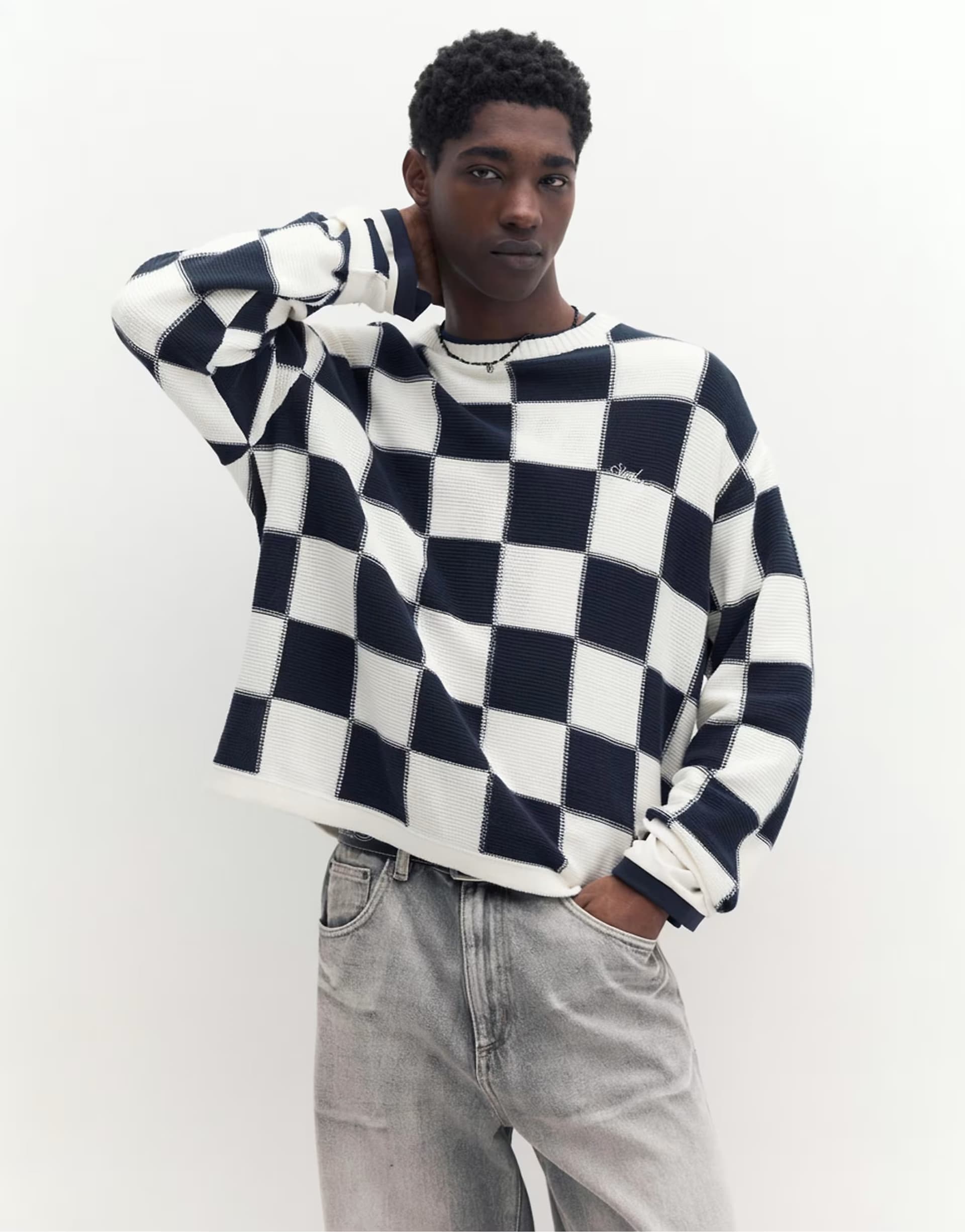 ASOS Pull&Bear Stwd checked jumper in off white
