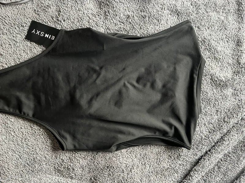 No Label Black cut out chain front bodysuit