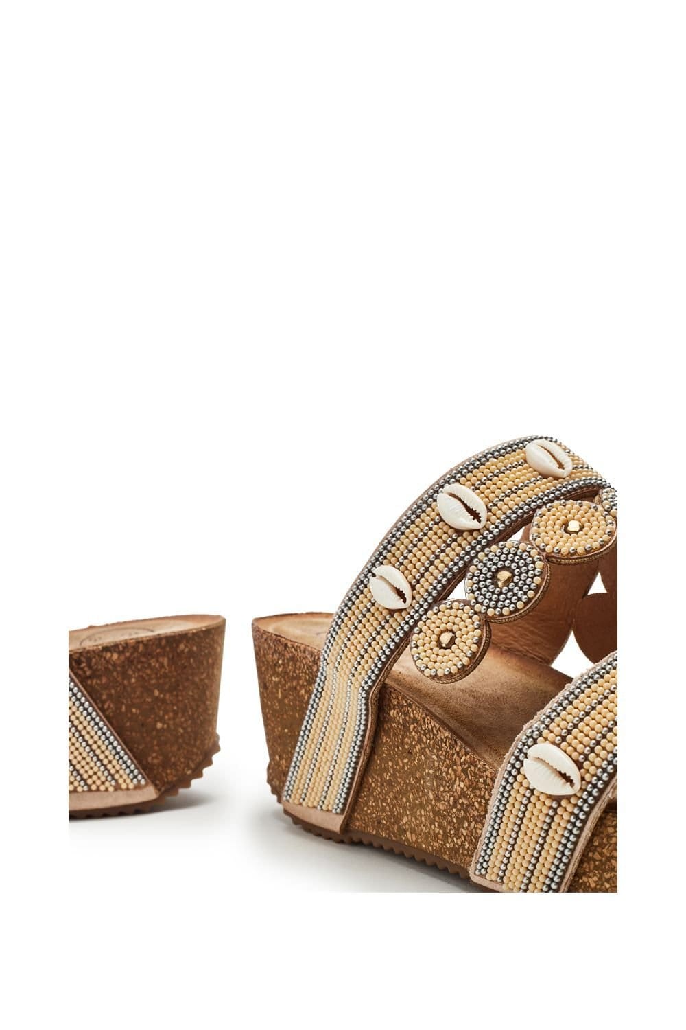 b.soleful b.soleful Women's 'Lurina' Porvair Sandals in Camel - 4