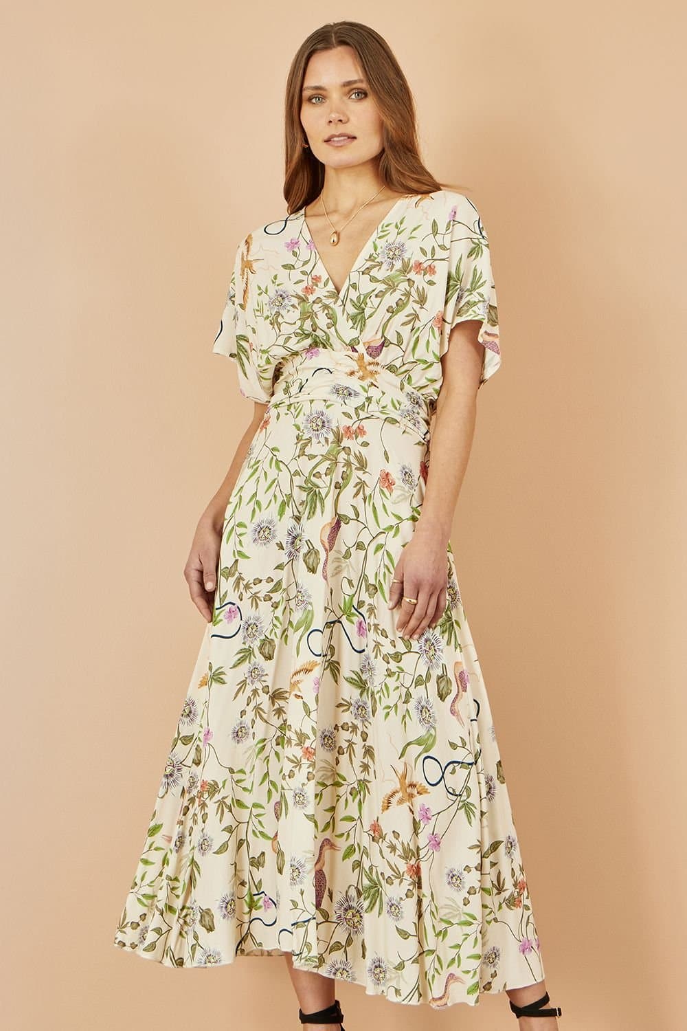 Yumi Yumi Women's Ivory Floral Print Ruched Waist Midi Dress With Kimono Sleeves in Beige