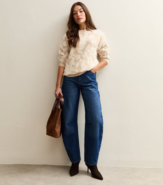 New Look Women's Light Brown Brushed Floral Crew Neck Jumper New Look - 2