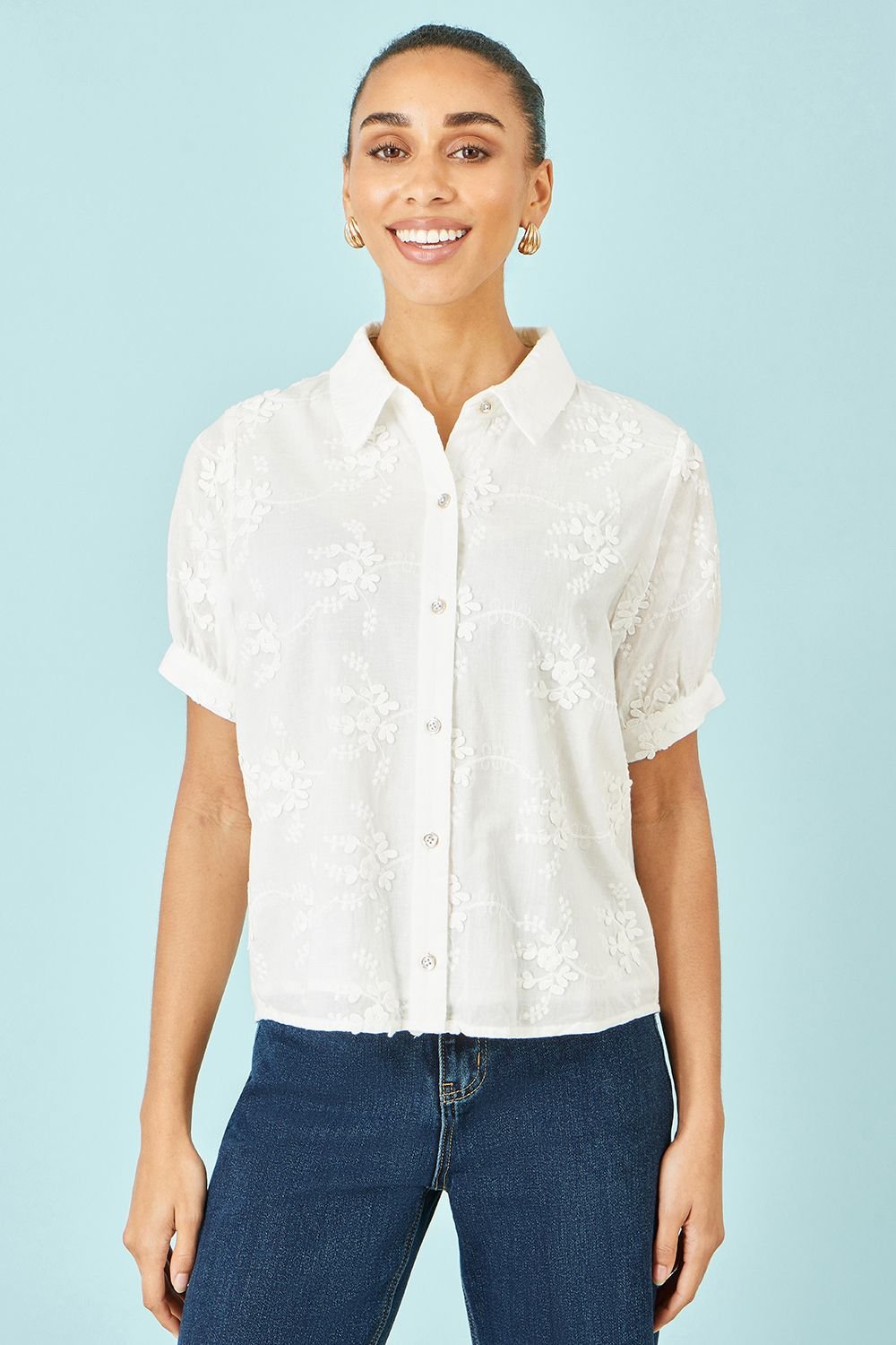Yumi Yumi Women's White Cotton Flower Applique Shirt - 2