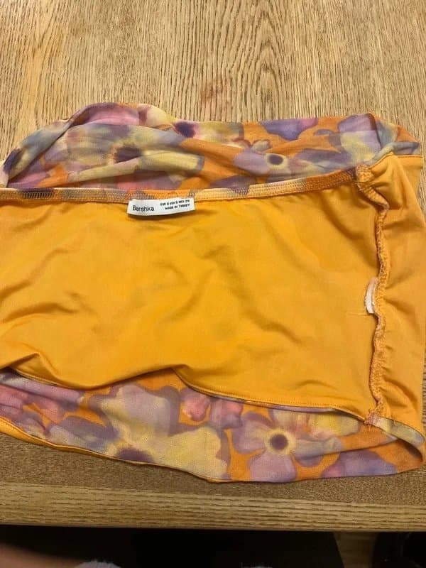 Bershka Floral Crop top