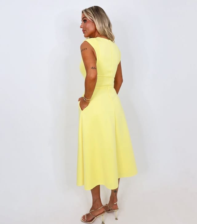 AX Paris Women's Yellow Round Neck A-Line Midi Dress AX Paris New Look - 3