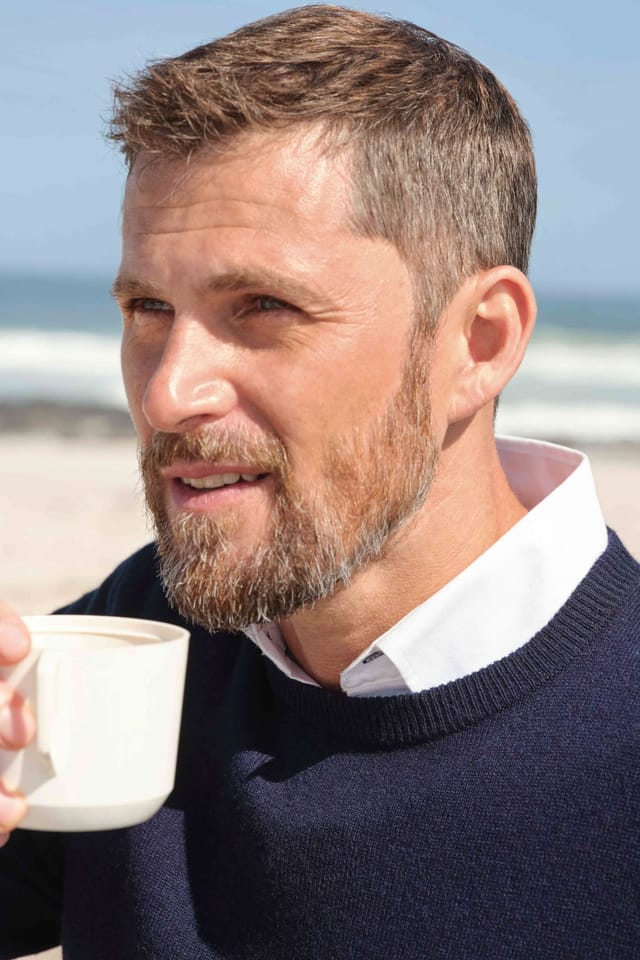 WoolOvers WoolOvers Men's Cashmere & Merino Crew Neck Jumper Mens in Navy - 3