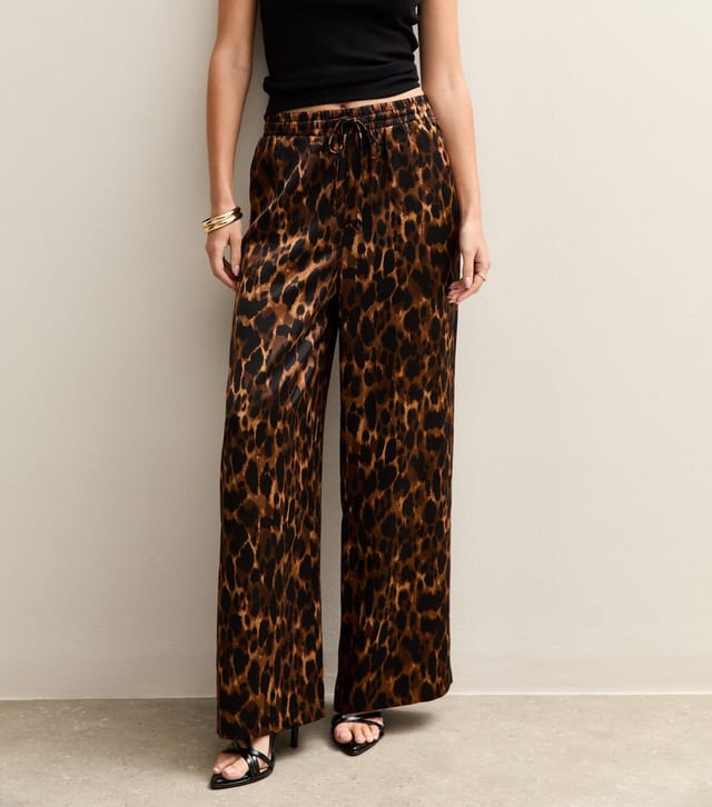 New Look Women's Brown Animal Print Satin Wide Leg Trousers New Look - 3