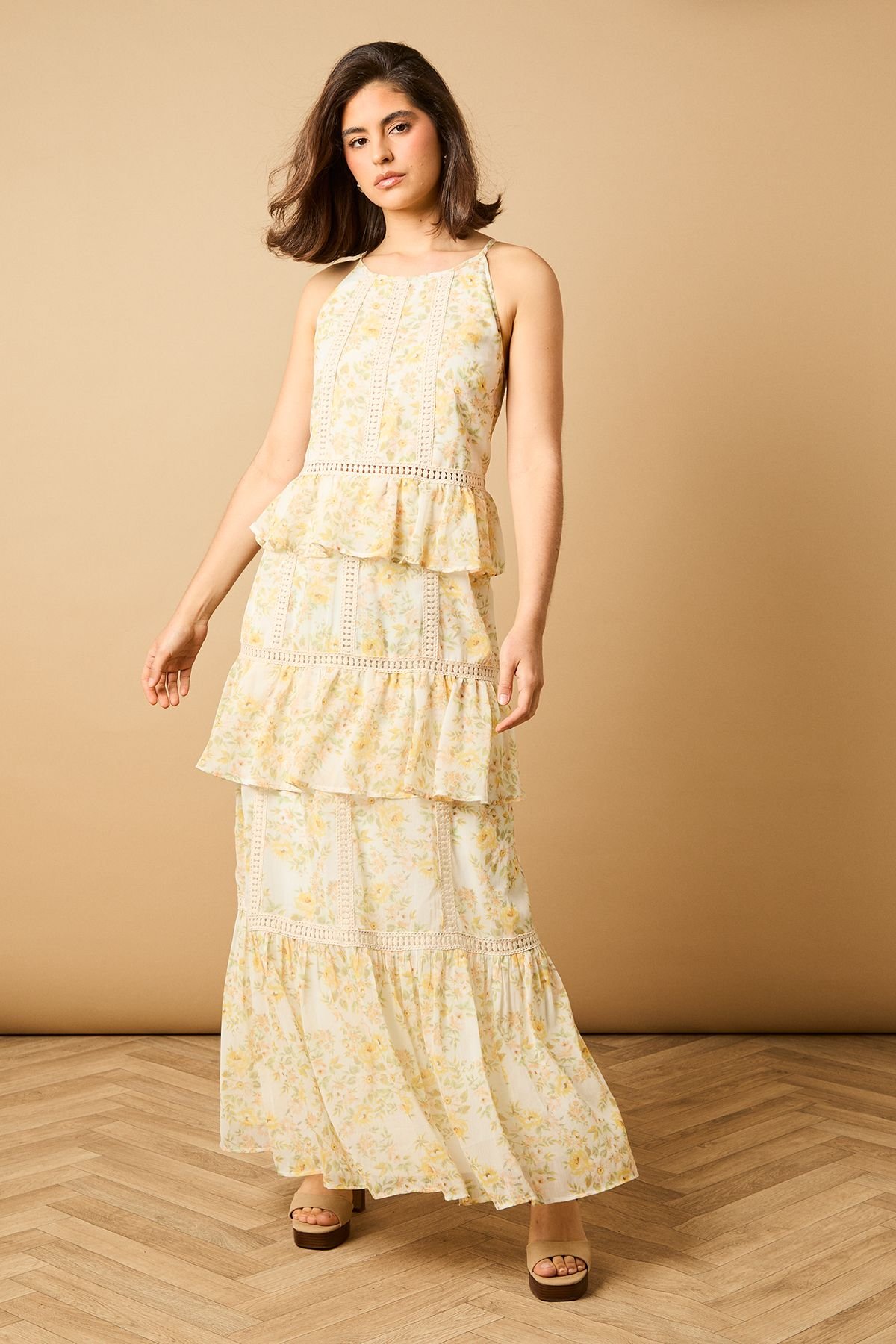 Oasis Oasis Women's Printed Lace Detail Halterneck Tiered Midaxi Dress - 4