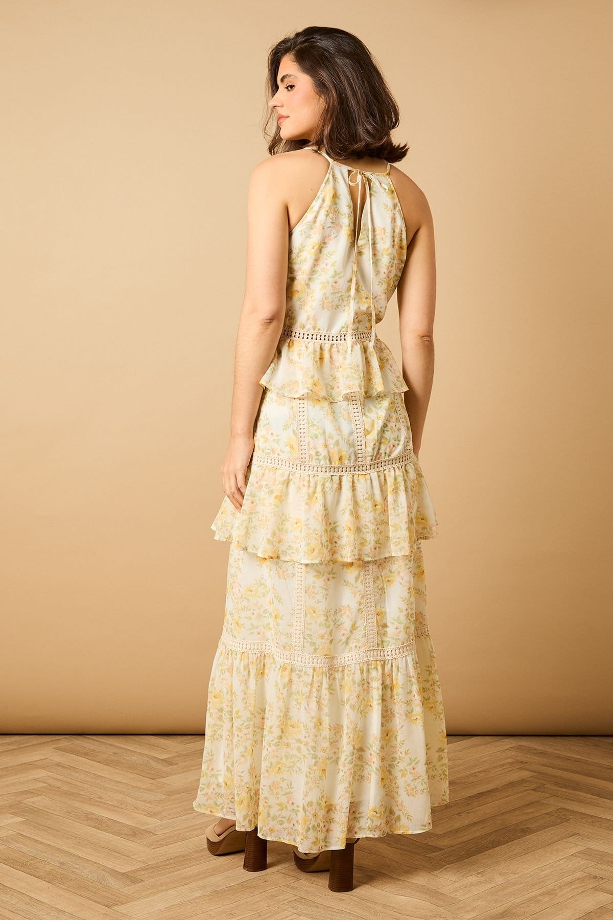Oasis Oasis Women's Printed Lace Detail Halterneck Tiered Midaxi Dress - 4