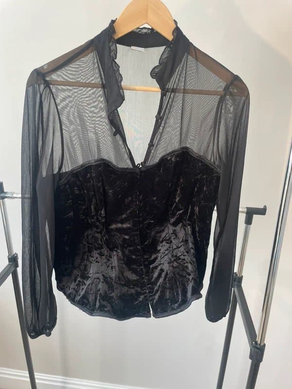 New Look New look, inspire, size 16 UK,black corset top, velvet.