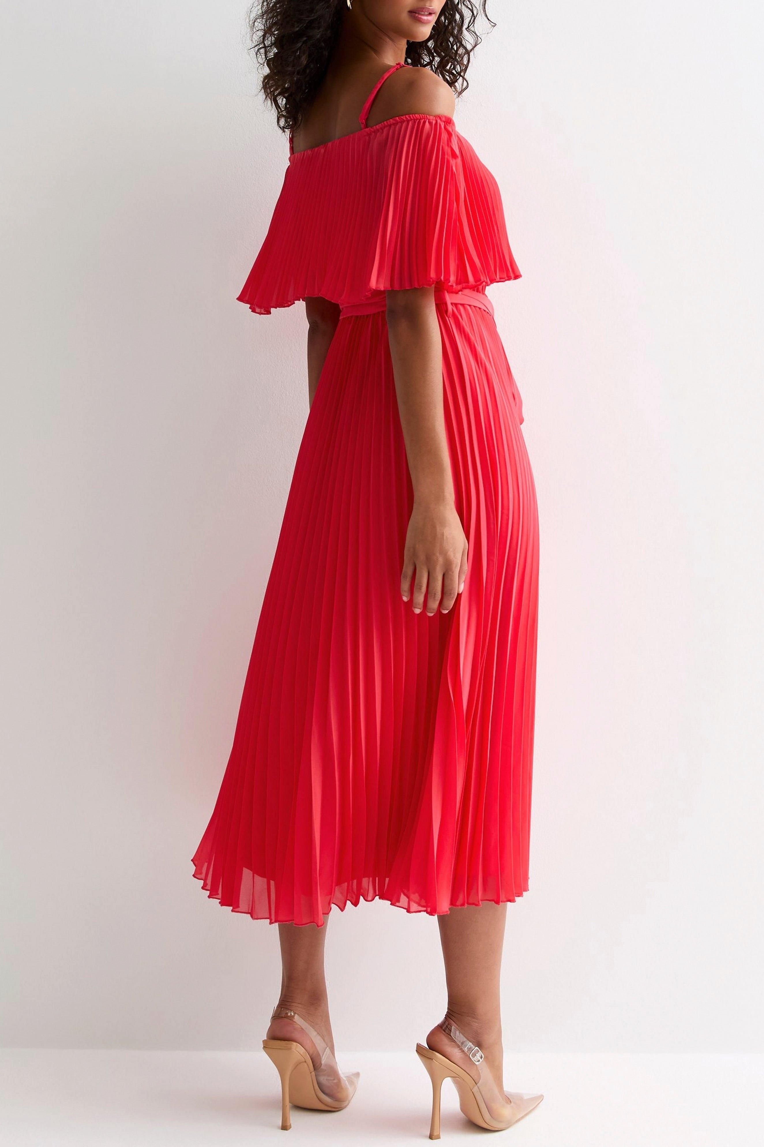 Cutie London Cutie London Women's Pleated Bardot Midaxi Dress in Red - 4