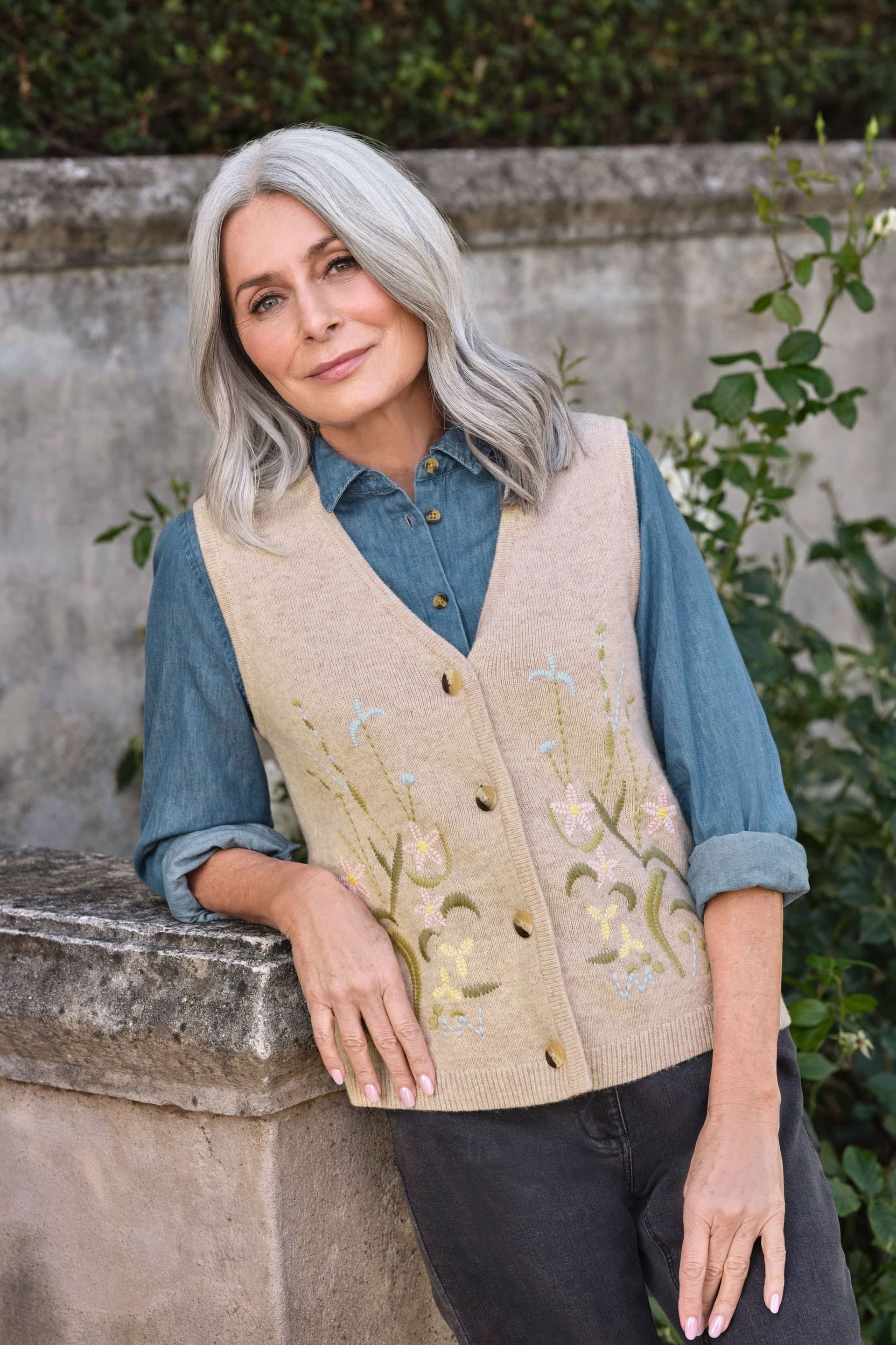 WoolOvers WoolOvers Women's Embroidered Waistcoat