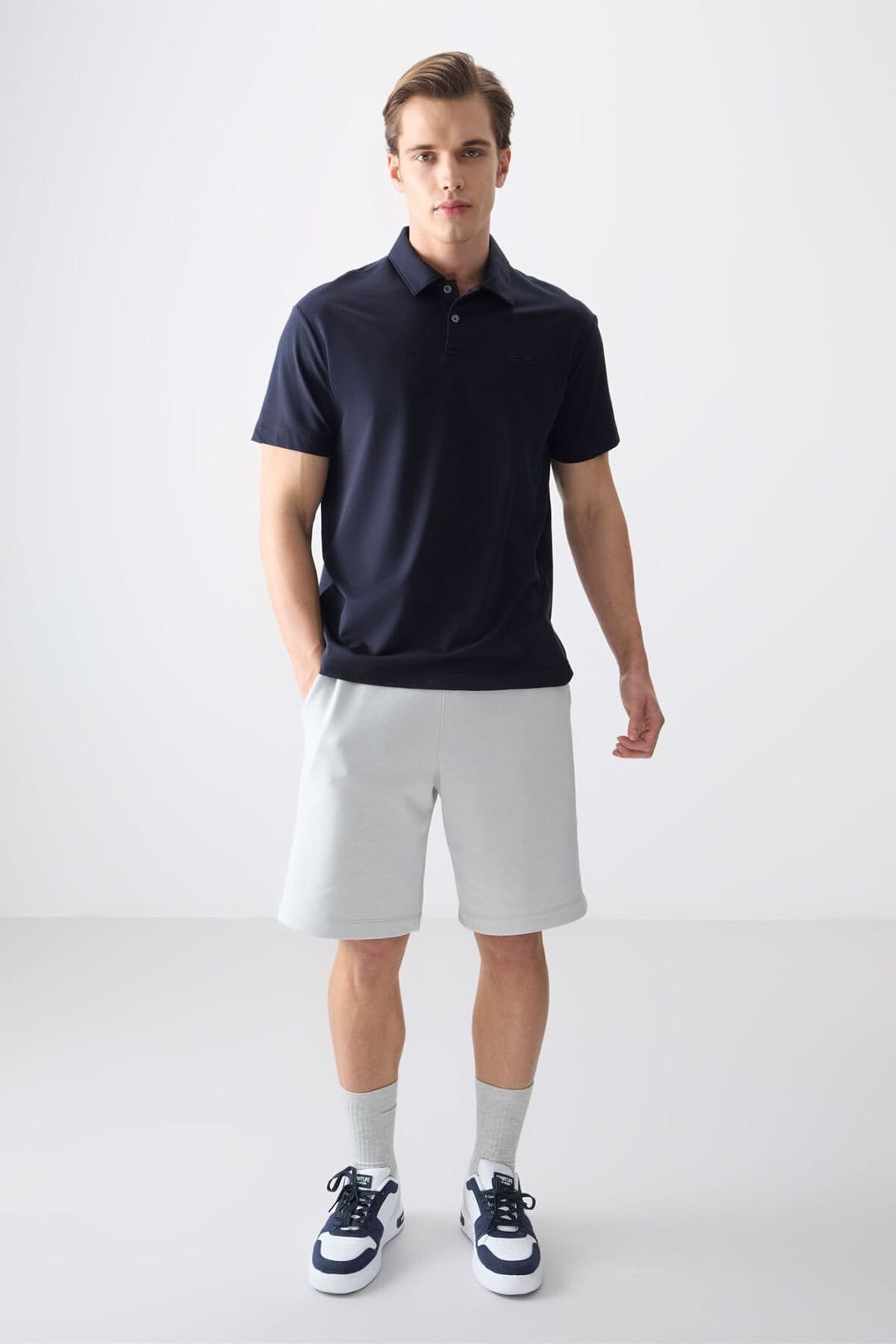 Tommy Life Tommy Life Men's Oversized Polo Collar T-Shirt in Navy - 4