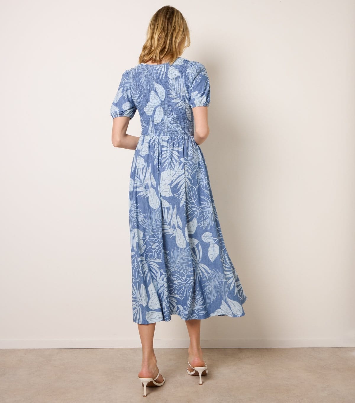 Blue Vanilla Women's Blue Tropical Shirred Midi Dress Blue Vanilla New Look - 4