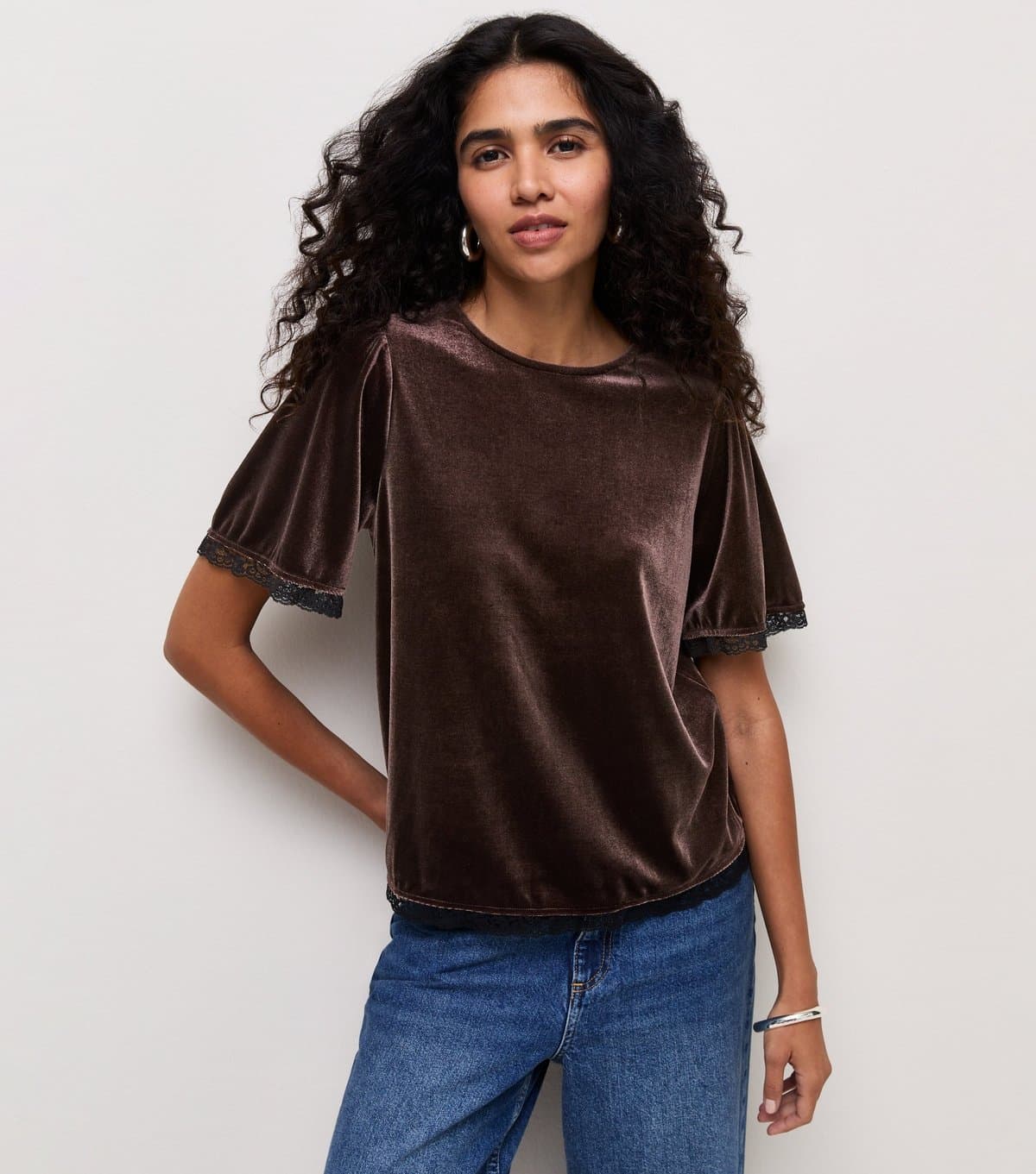 New Look Women's Dark Brown Velvet Lace Trim T-Shirt New Look