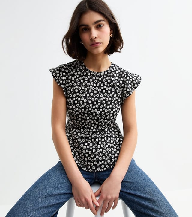 New Look Women's Black Ruffled Sleeve Floral Print Top New Look - 2