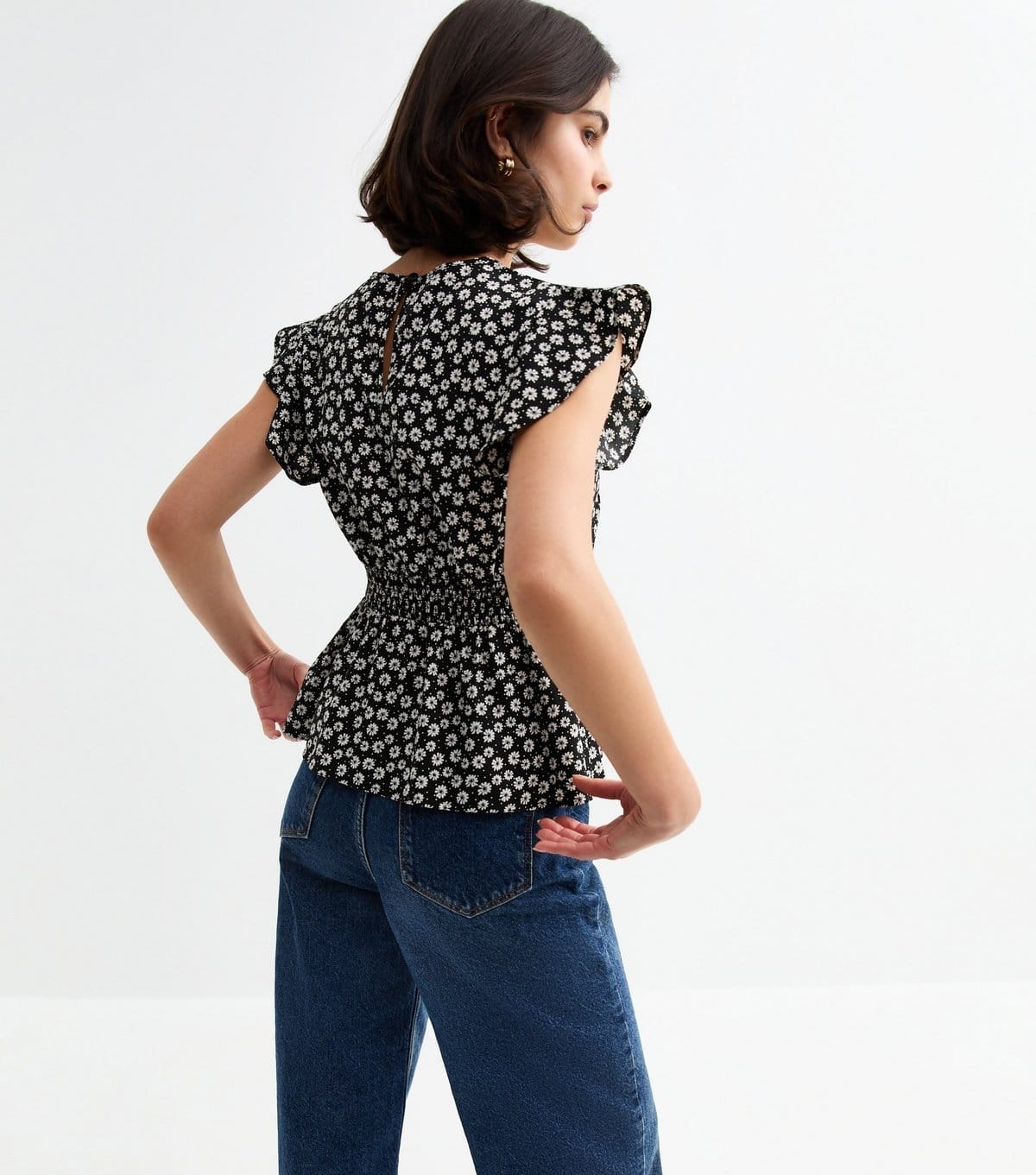 New Look Women's Black Ruffled Sleeve Floral Print Top New Look - 4