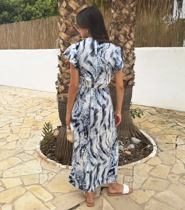 AX Paris Women's Blue Animal Print Flutter Sleeve Midi Dress AX Paris New Look - 3