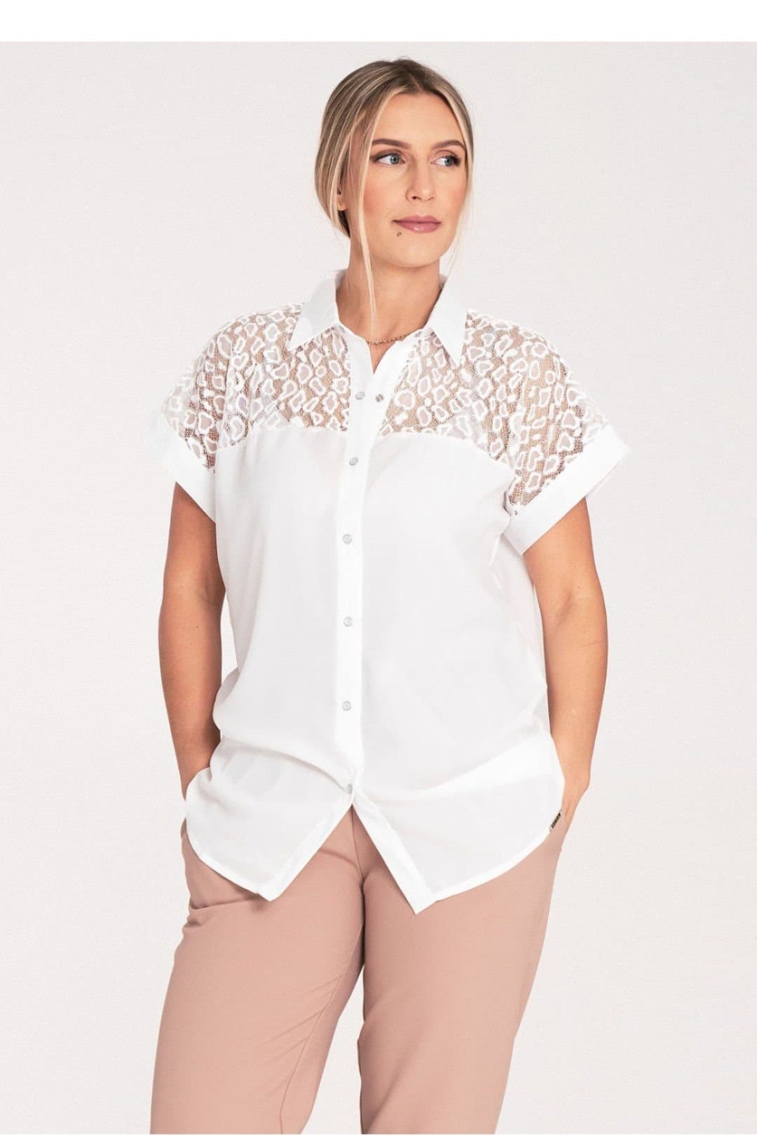 Love Lace Love Lace Women's Extended Cut Sheer Mottled Short Sleeve Shirt in White