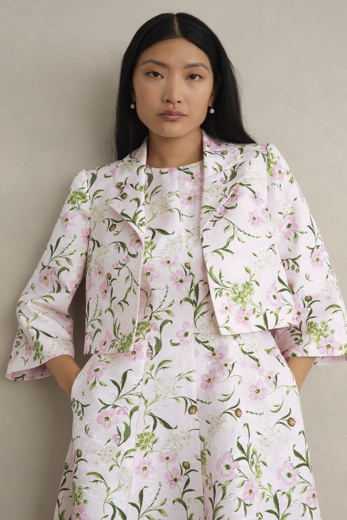 Hobbs London Hobbs London Women's Lana Cropped Floral Jacket in Pale Pink