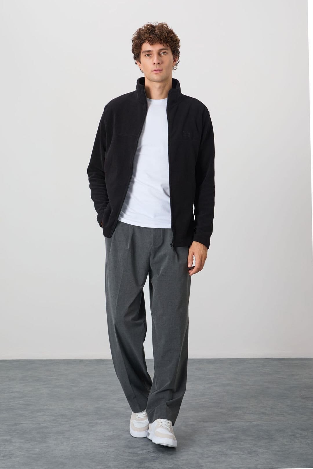 Tommy Life Tommy Life Men's Plush Zip-Front Sweatshirt in Black - 4