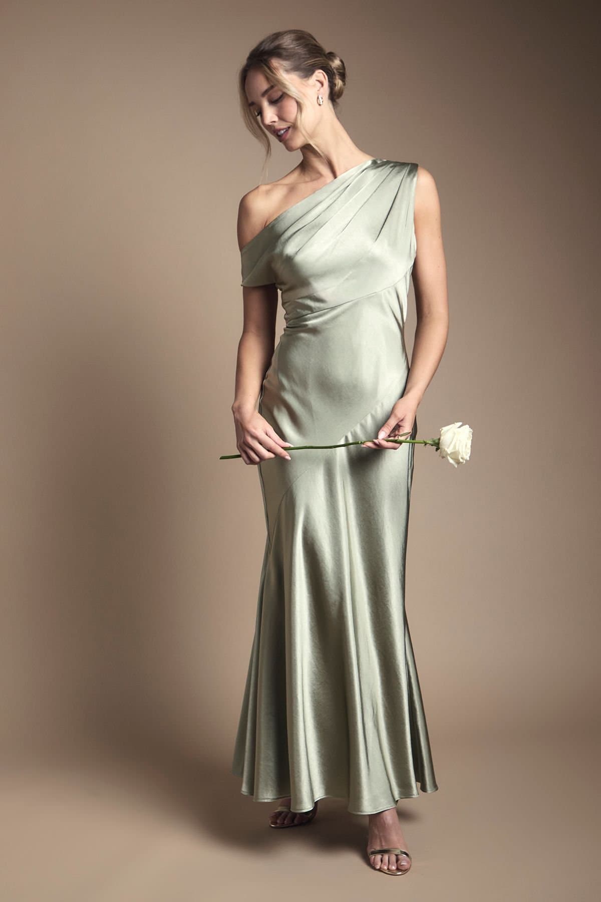 Coast Coast Women's Satin Off-One Shoulder Slinky Bridesmaid Fishtail Maxi Dress in Olive