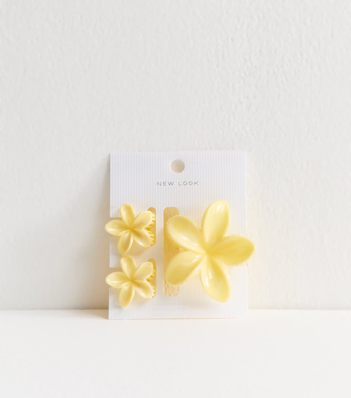 New Look Pack Of 3 Yellow Tropical Flower Hair Clips New Look