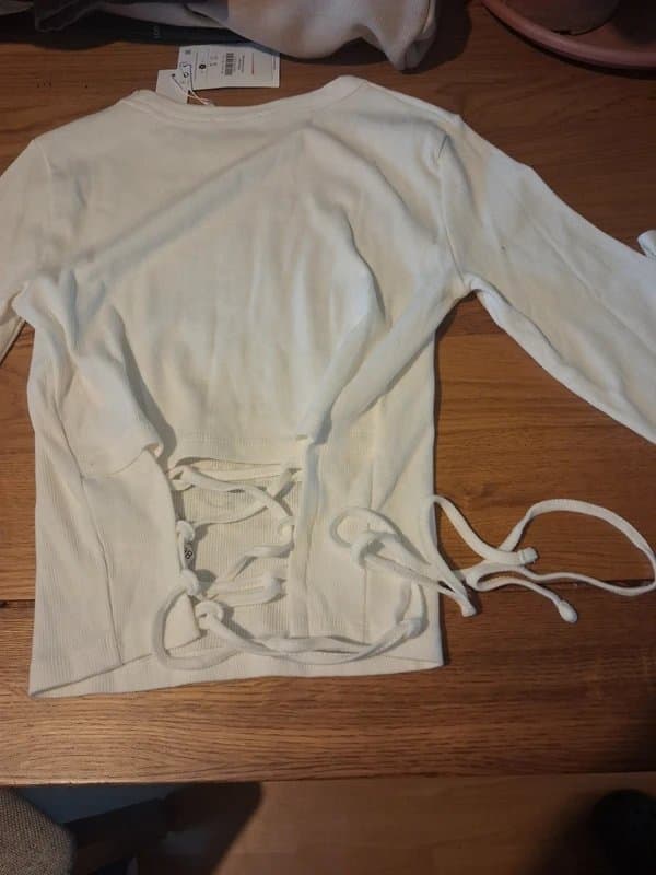 Bershka Bershka top small nwt
