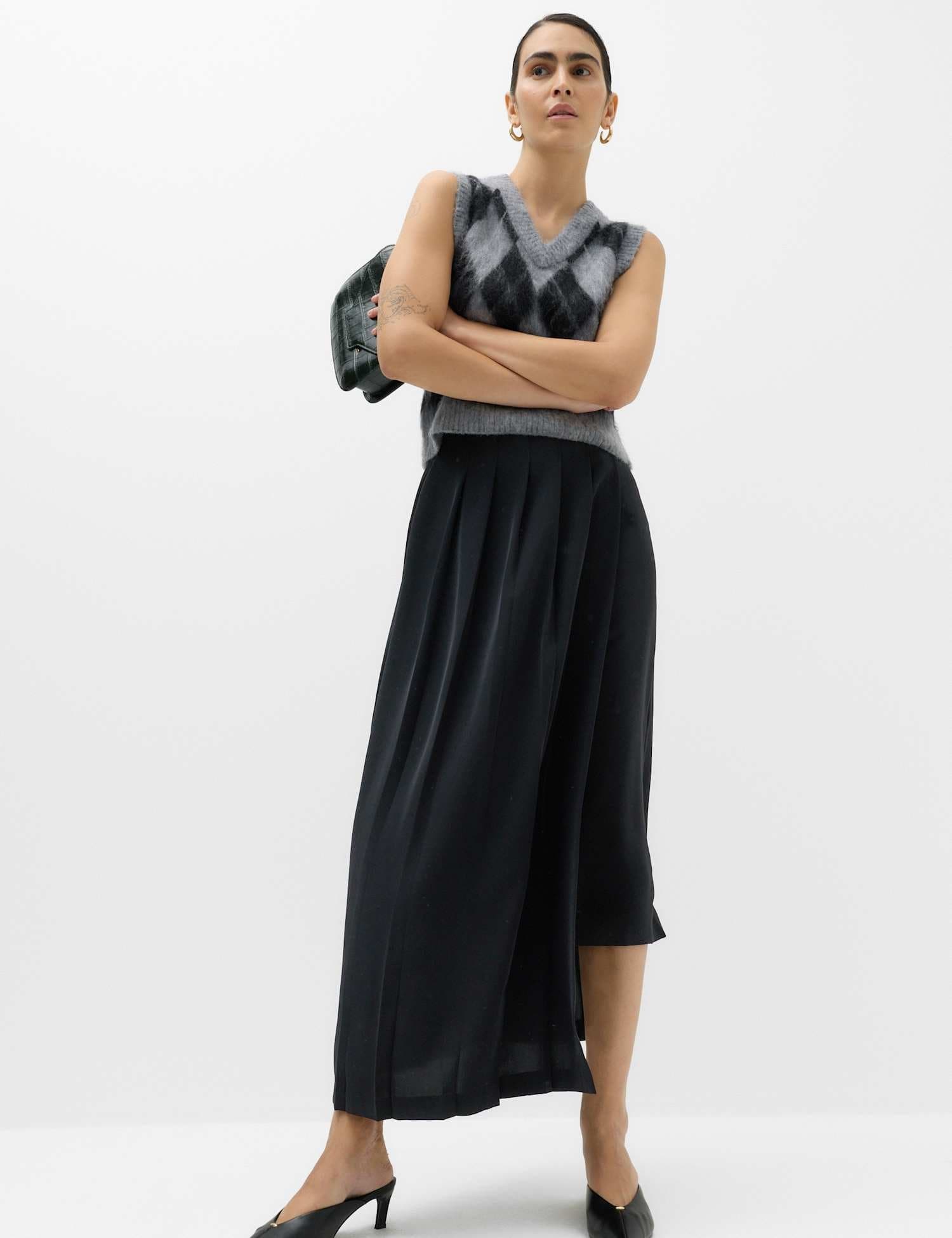 Marks & Spencer M&S Pleated Asymmetric Midi Skirt Black