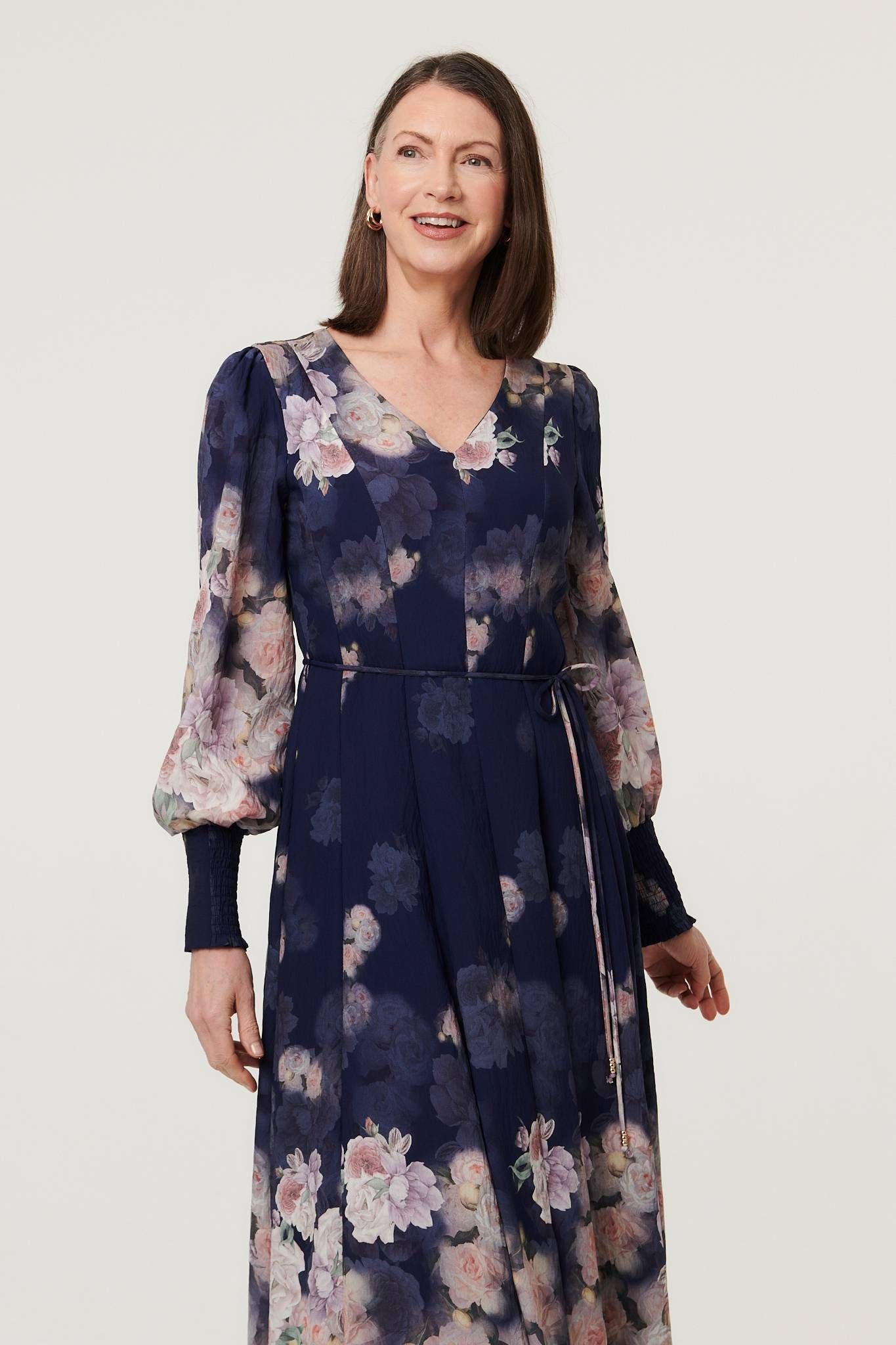 Izabel London Izabel London Women's Floral Long Balloon Sleeve Midi Dress in Navy - 4