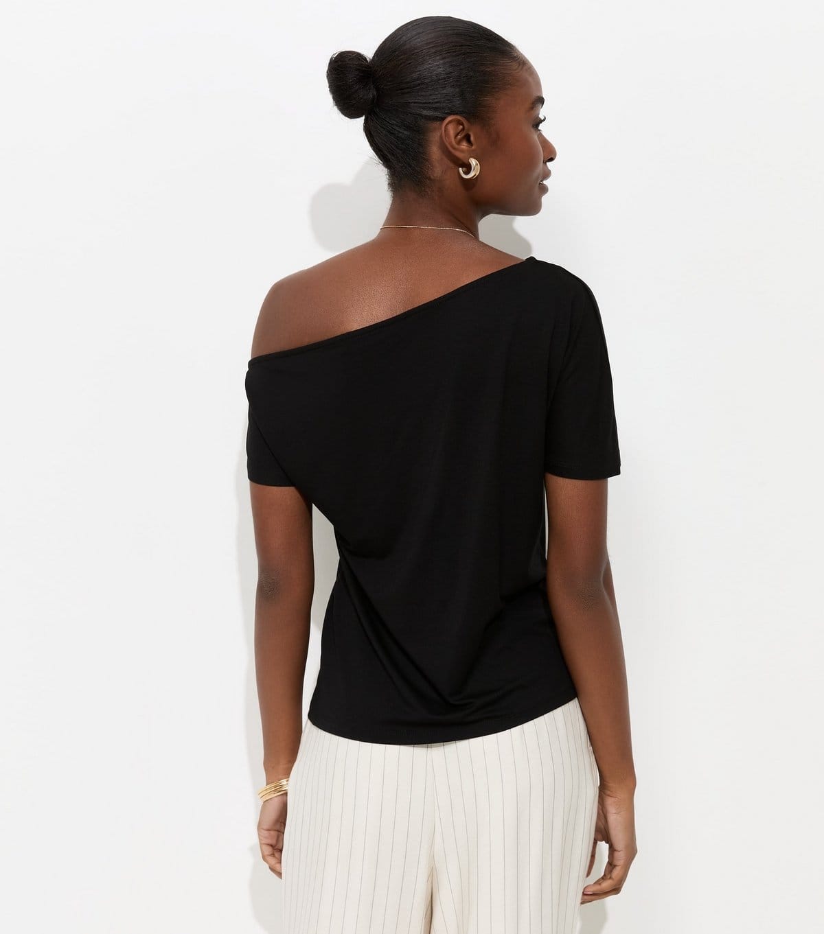 New Look Women's Black Off The Shoulder T-Shirt New Look - 4