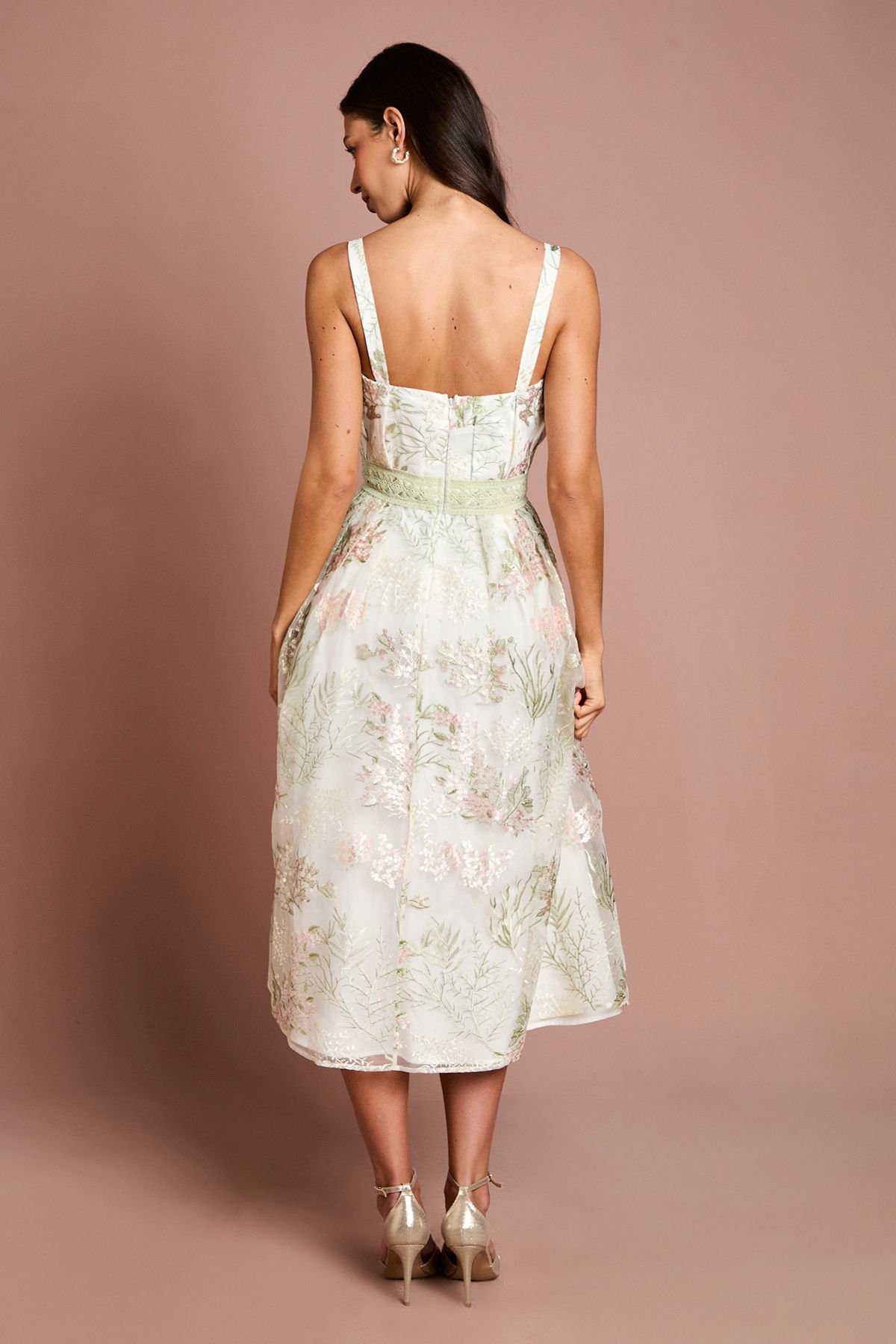 Coast Coast Women's Fan Bodice Embroidered Mesh Midi Dress in Ivory - 3