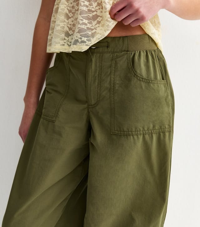 New Look Girls' Dark Khaki Oversized Parachute Trousers New Look - 3