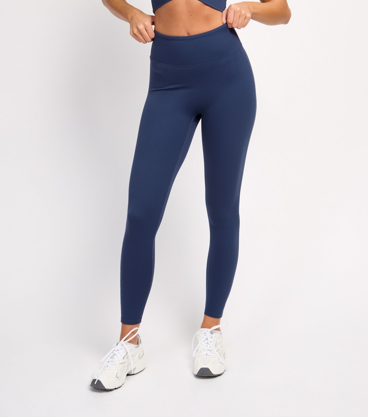 Rise Women's by Zara McDermott Navy Ruched Bum Legging Rise New Look - 2