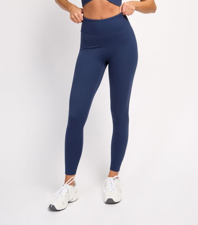 Rise Women's by Zara McDermott Navy Ruched Bum Legging Rise New Look - 2