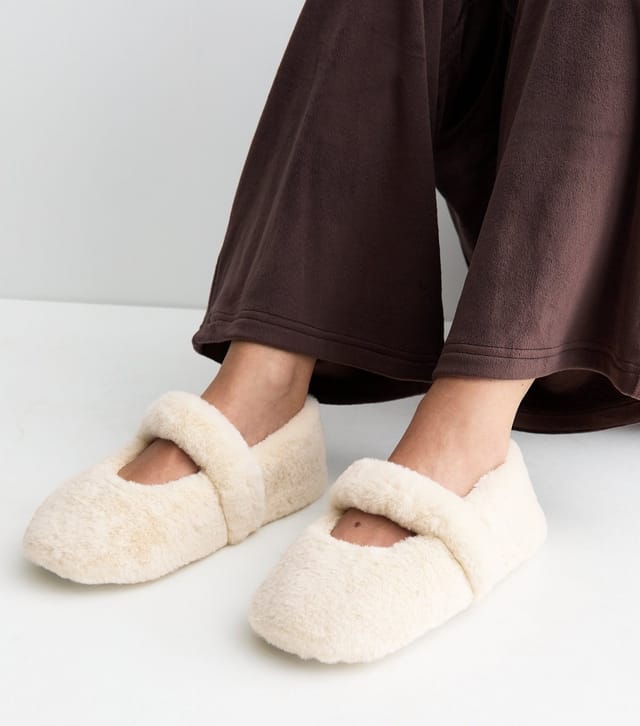 New Look Women's Off White Faux Fur Mary Jane Ballet Slippers Vegan New Look - 2