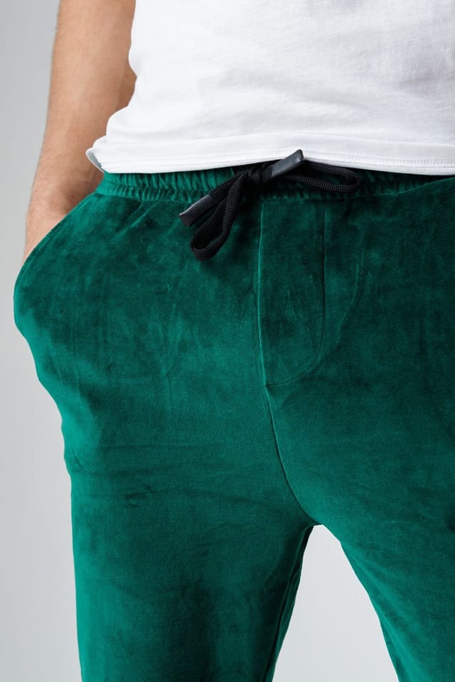 Influence Influence Men's Velour Half Zip Funnel Neck Sweatshirt & Jogger Tracksuit in Green - 3