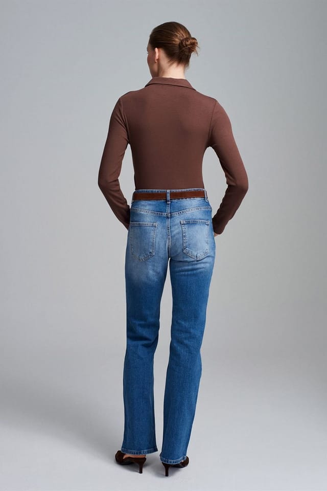 Dilvin Dilvin Women's Low-Waist Straight-Leg Jeans in Mid Blue - 2