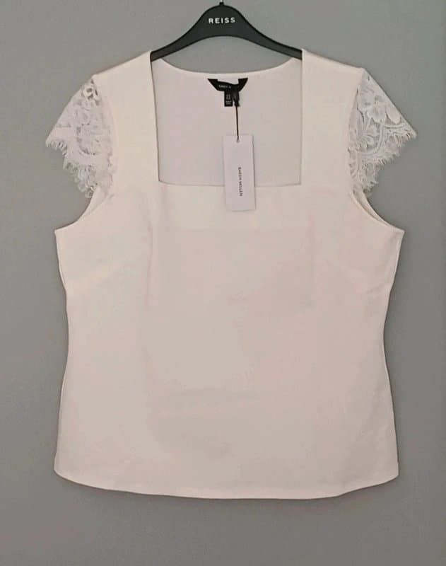 Karen Millen Karen Millen Ivory Lace Shoulder Top - size 20