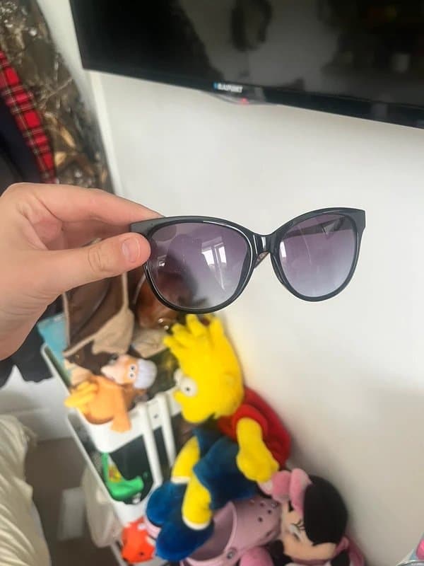 New Look Black and leopard sunglasses