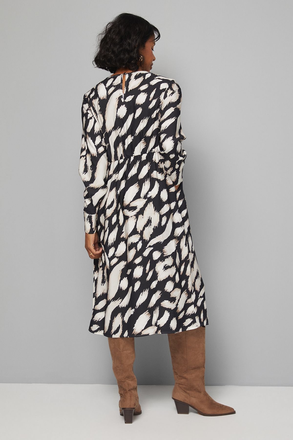 Wallis Wallis Women's Animal Viscose Tie Front Midi Dress in Black - 3