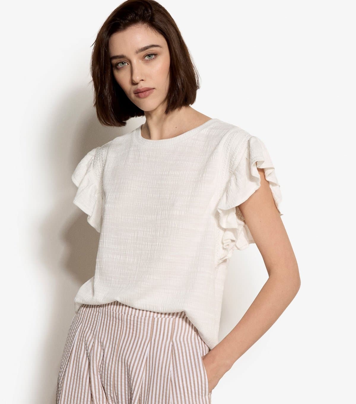 Apricot Women's White Woven Ruffle Sleeve Top Apricot New Look