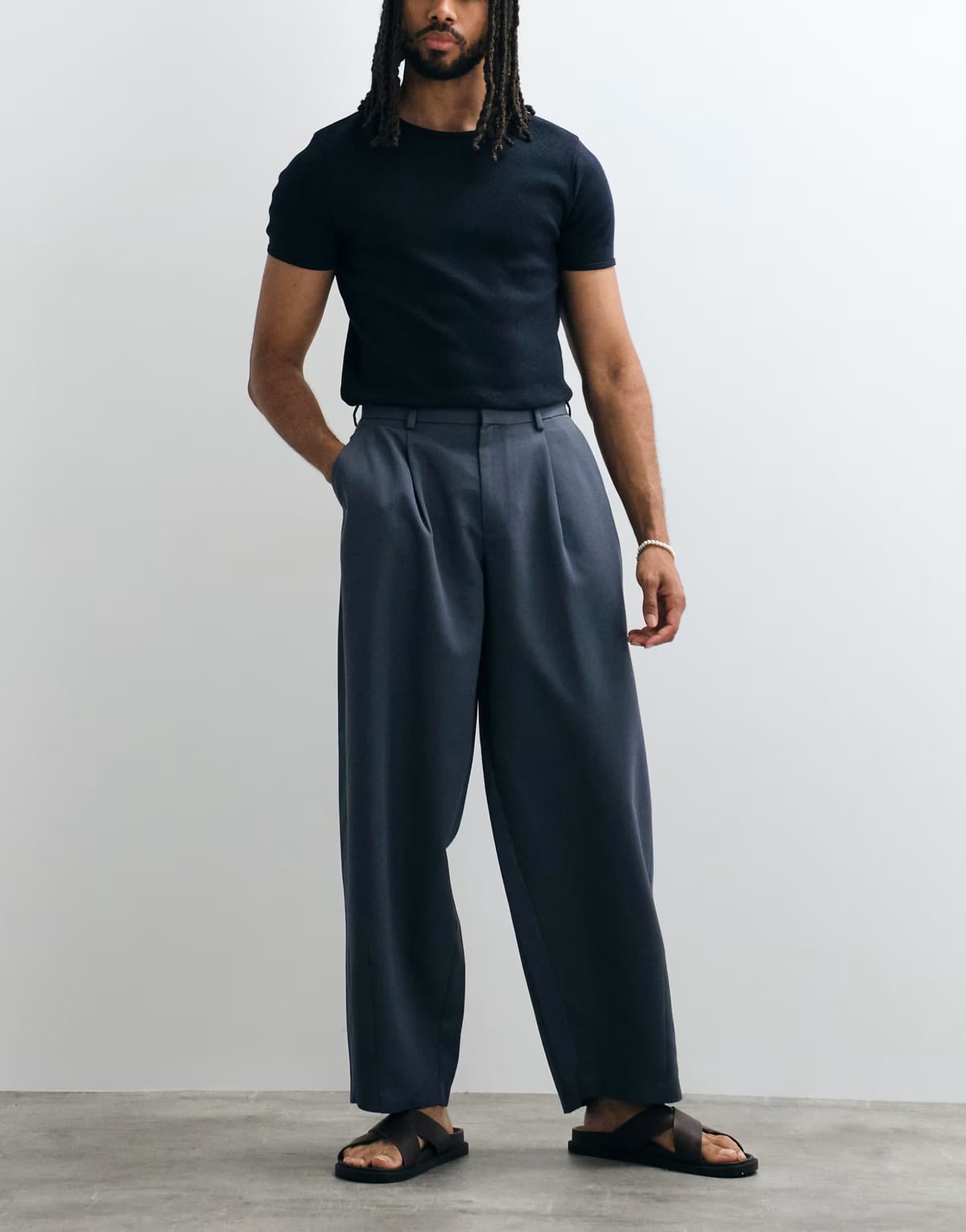ASOS ASOS DESIGN smart pleated wide barrel leg trousers in blue - 1