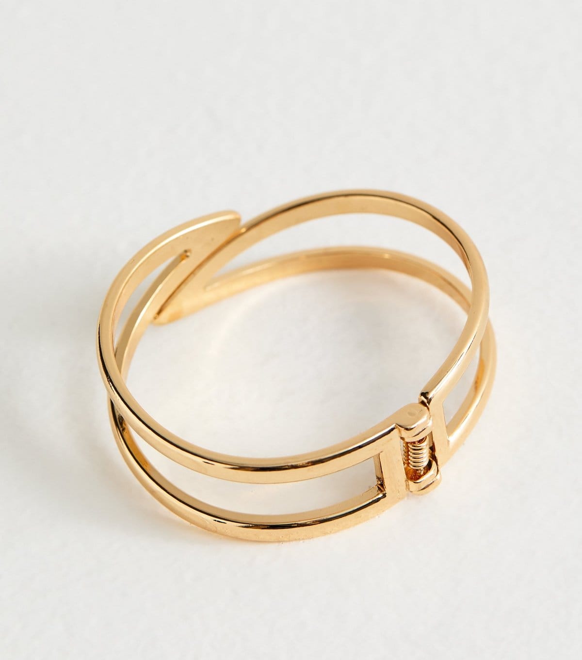 New Look Gold Tone Wrap Around Hinged Cuff Bracelet New Look - 4